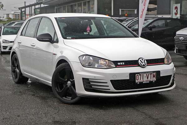2015 Volkswagen Golf GTI 7