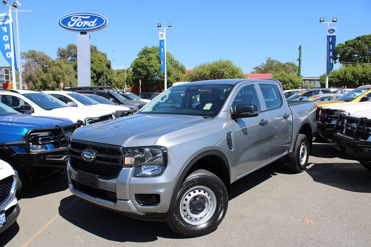 2025 Ford Ranger XL 4X4 2.0L