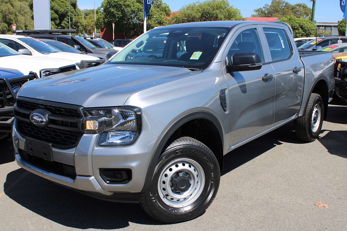 2025 Ford Ranger XL 4X4 2.0L