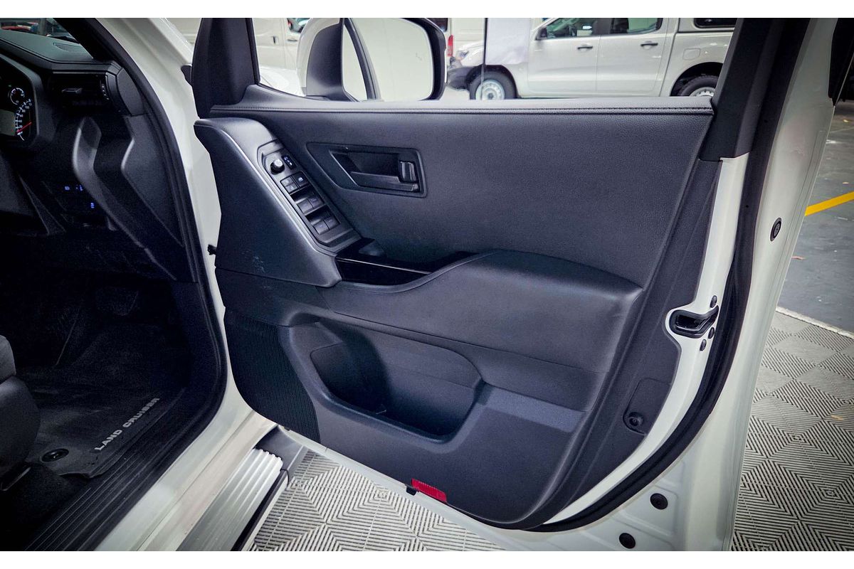 2024 Toyota Landcruiser GXL FJA300R