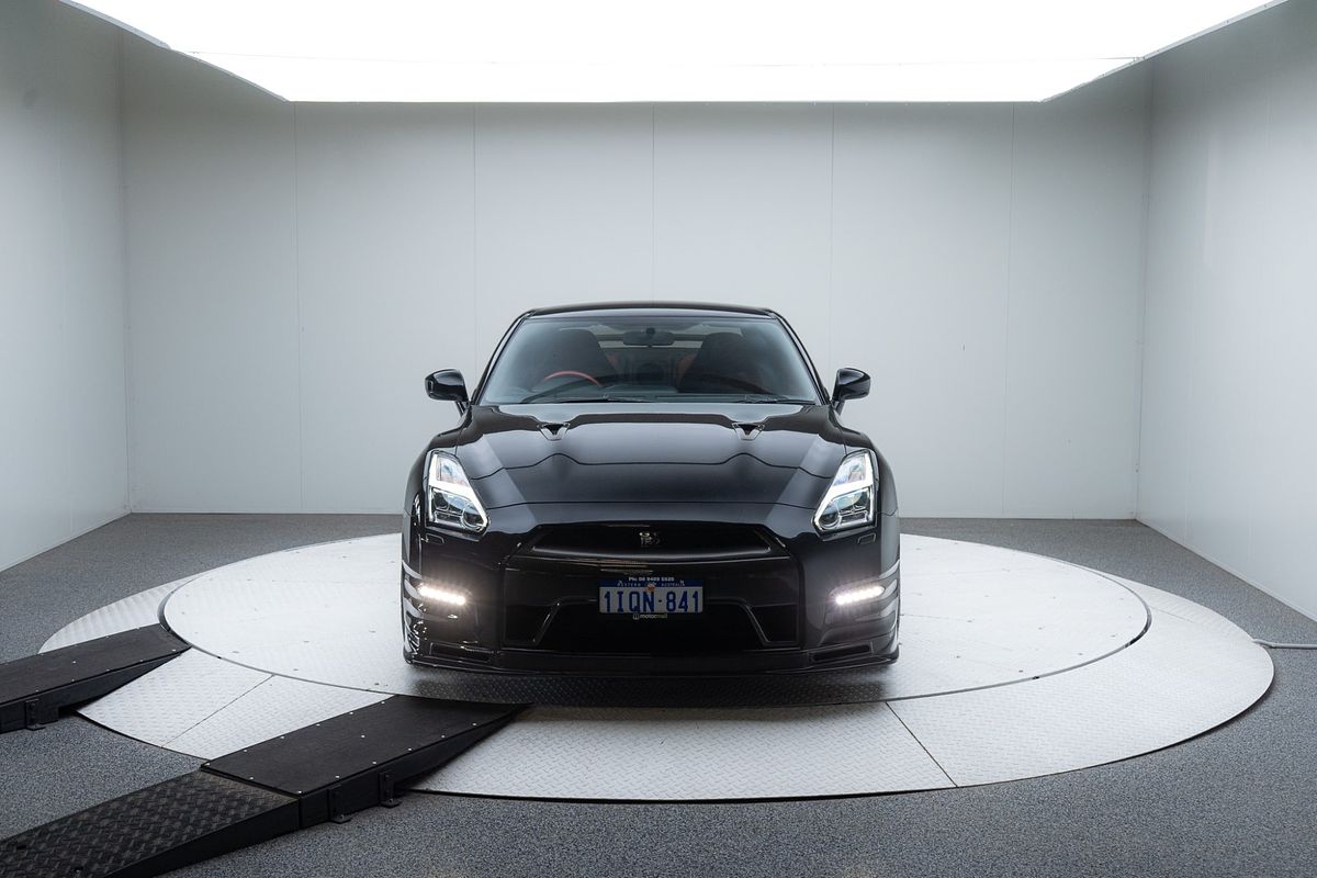 2016 Nissan GT-R Black Edition R35