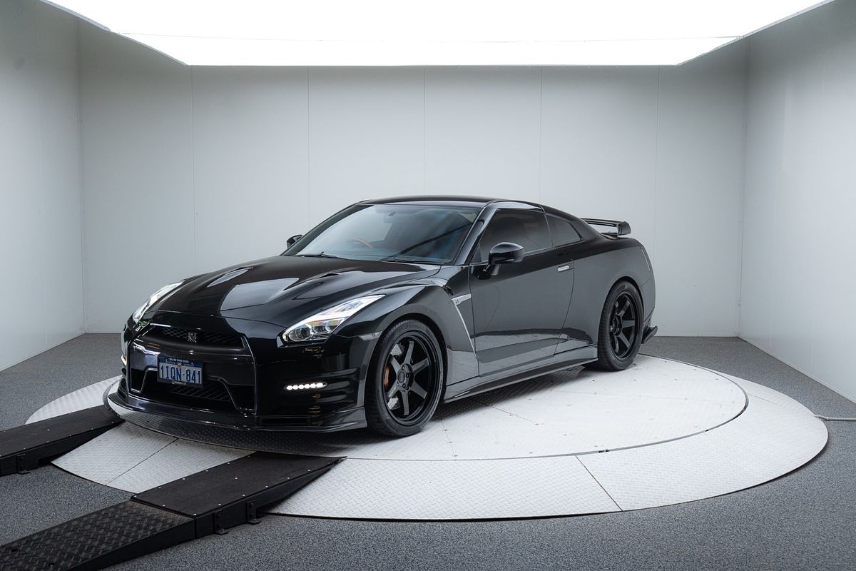 2016 Nissan GT-R Black Edition R35