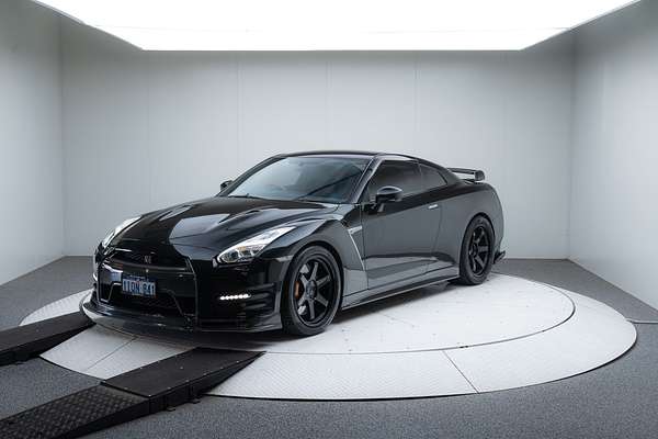 2016 Nissan GT-R Black Edition R35