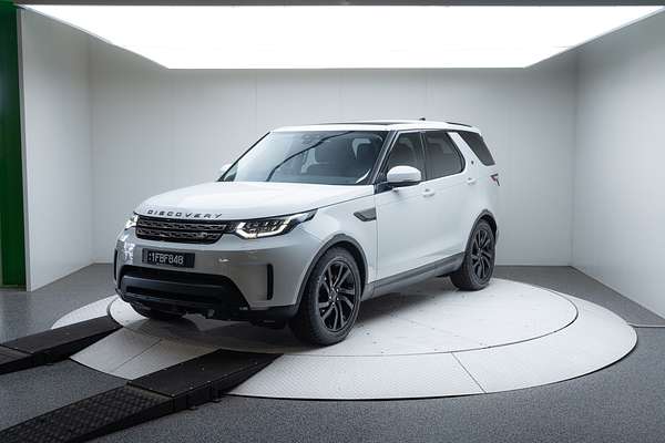 2017 Land Rover Discovery TD6 SE Series 5