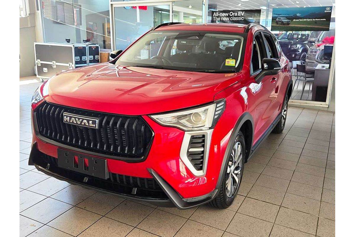 Jolion Facelift Premium Petrol Auto 4x2