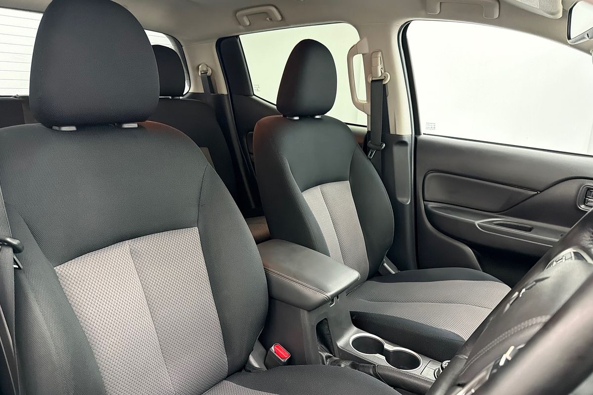 2020 Mitsubishi Triton GLX-R MR 4X4