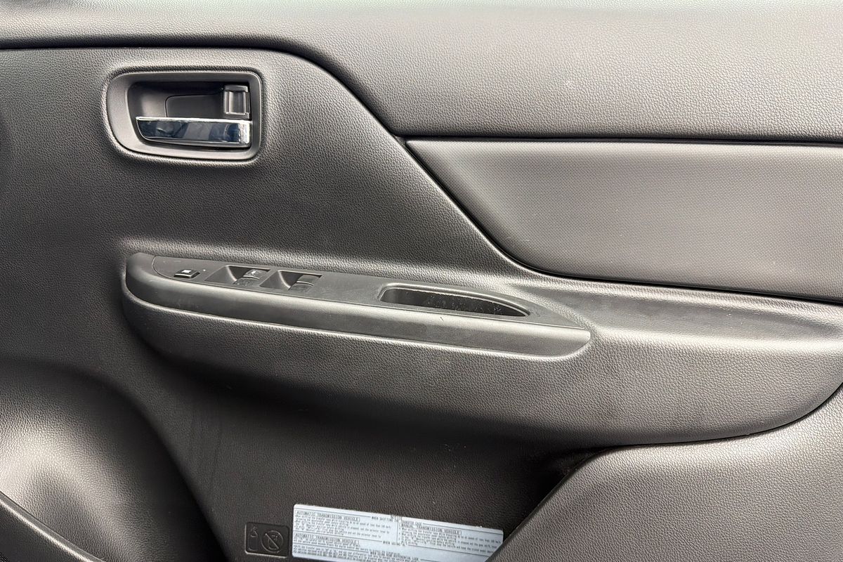 2020 Mitsubishi Triton GLX-R MR 4X4