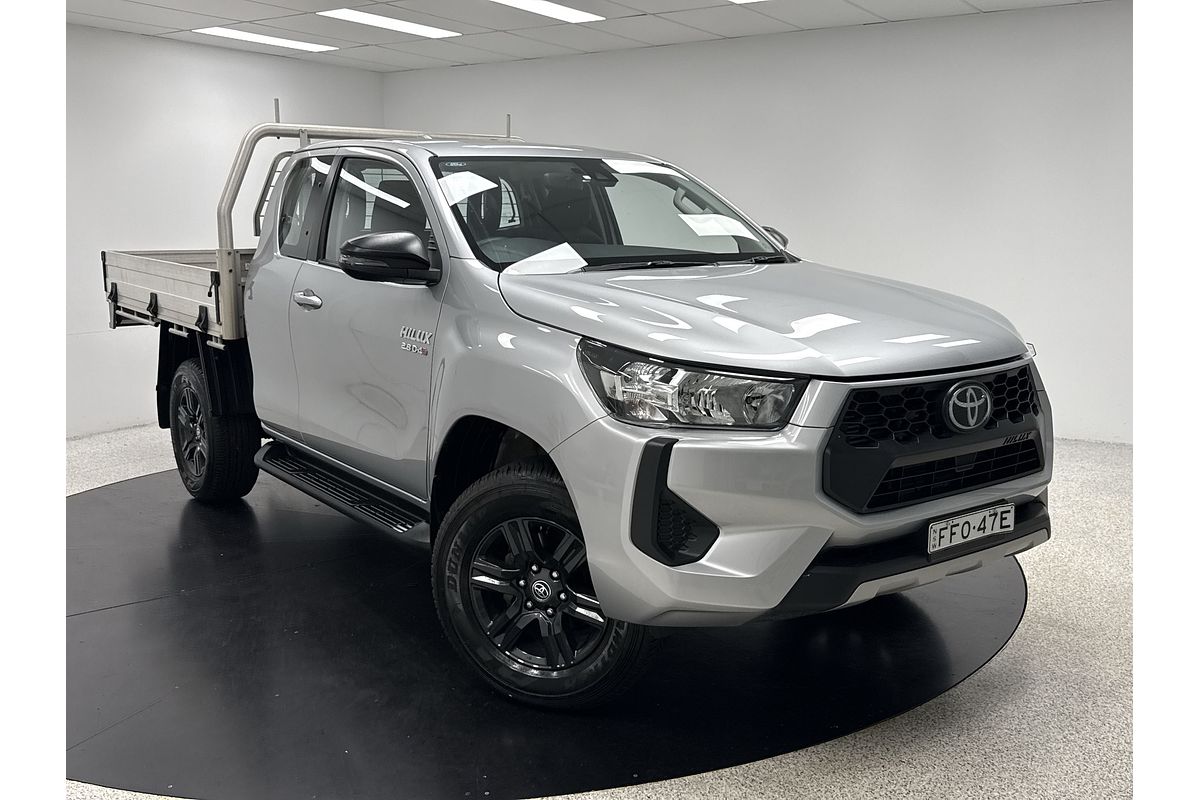 2024 Toyota Hilux SR GUN126R 4X4
