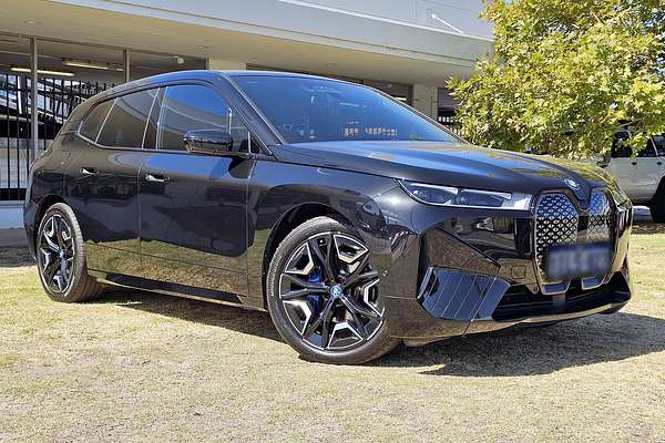 2023 BMW iX xDrive40 Sport I20