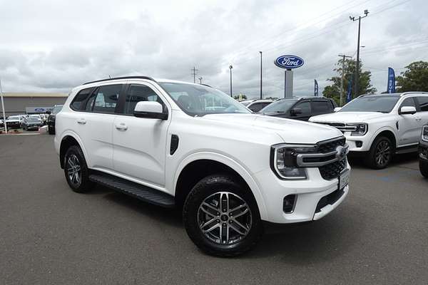2025 Ford Everest Ambiente 2.0L