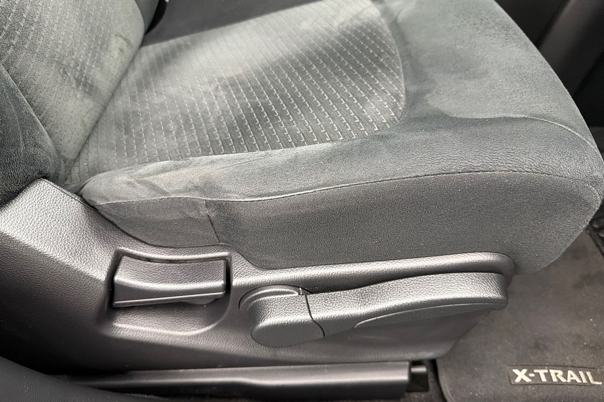 2010 Nissan X-TRAIL ST T31