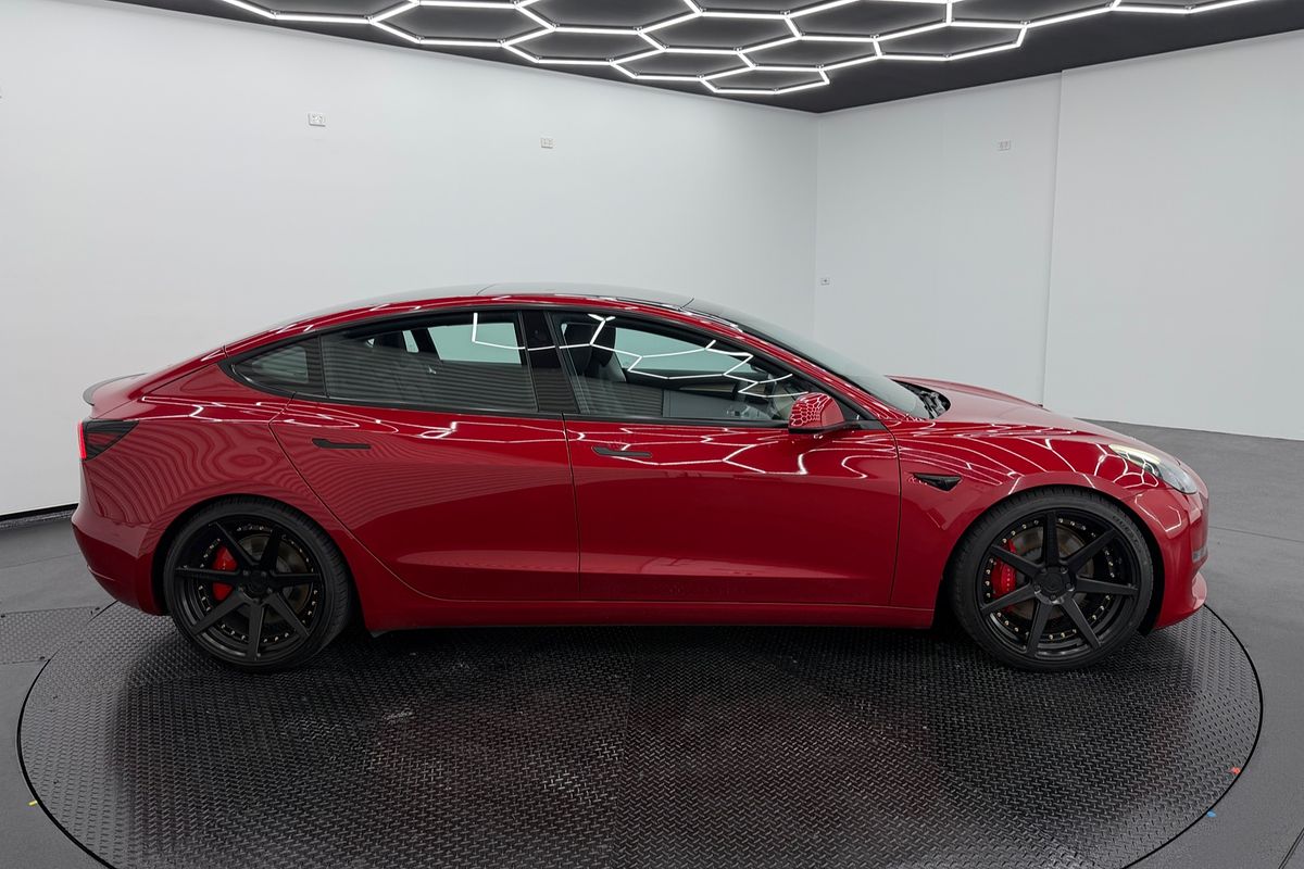 2023 Tesla Model 3 Performance