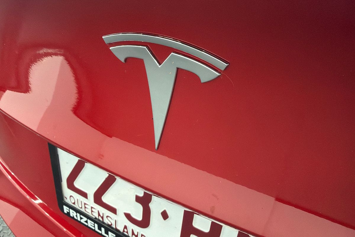 2023 Tesla Model 3 Performance