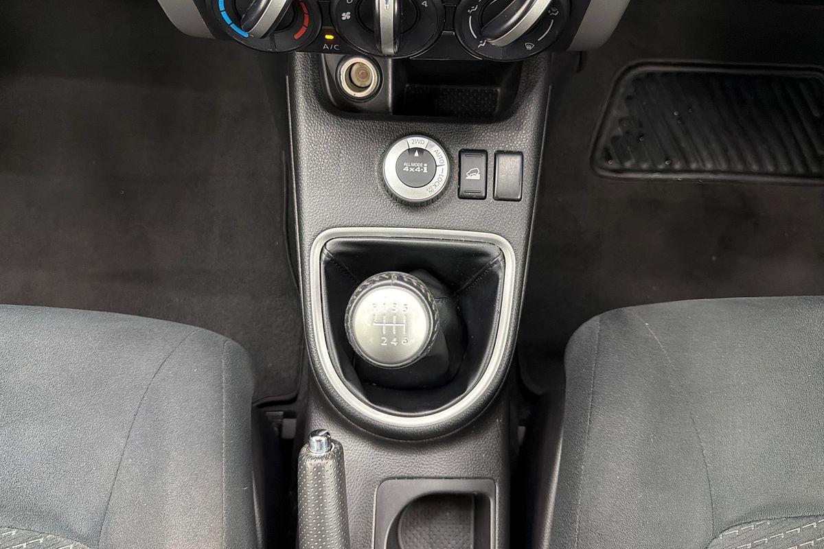 2010 Nissan X-TRAIL ST T31