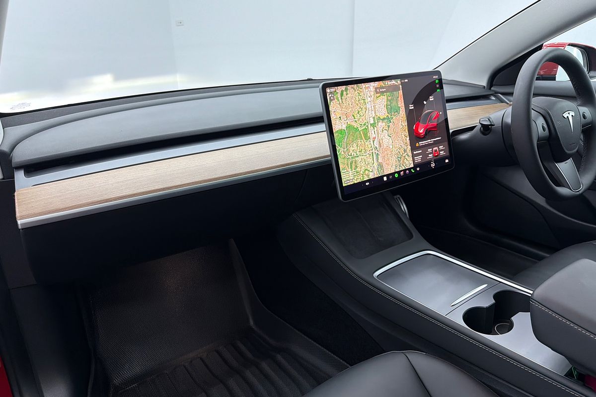 2023 Tesla Model 3 Performance