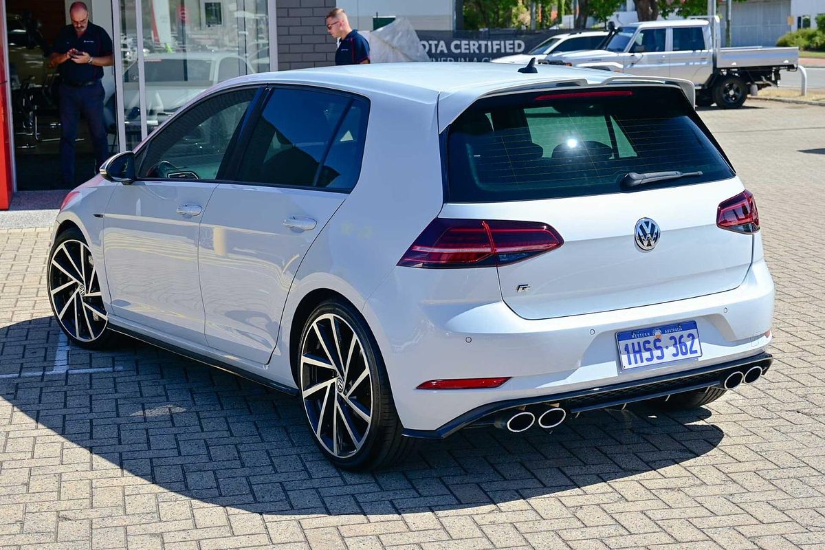 2017 Volkswagen Golf R 7.5
