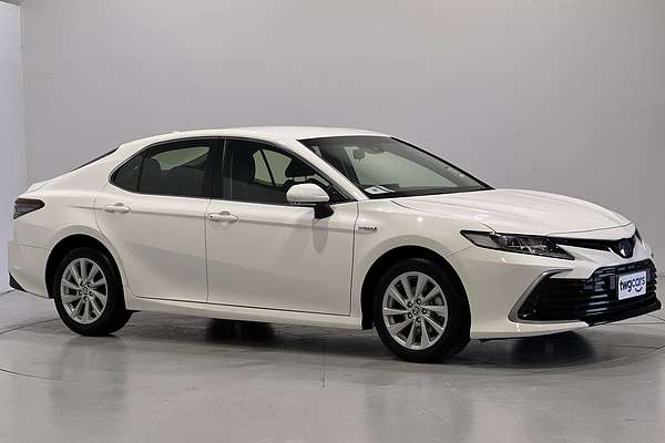 2024 Toyota Camry Ascent AXVH70R