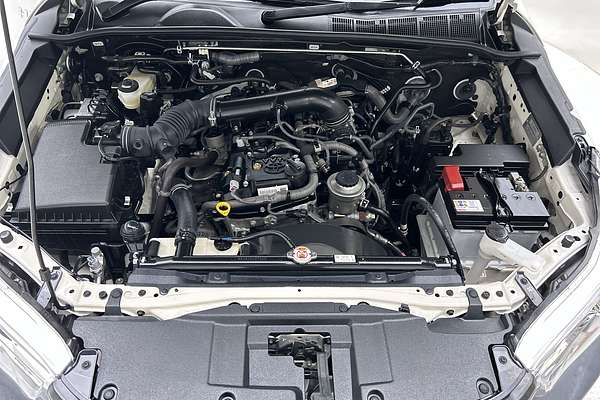 2021 Toyota Hilux Workmate TGN121R Rear Wheel Drive thumb-9