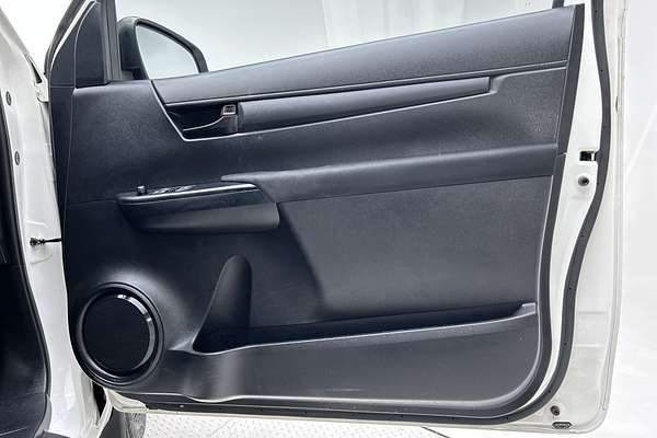 2021 Toyota Hilux Workmate TGN121R Rear Wheel Drive thumb-16