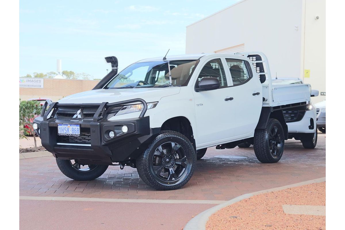 2022 Mitsubishi Triton GLX MR 4X4