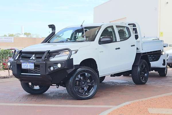 2022 Mitsubishi Triton GLX MR 4X4