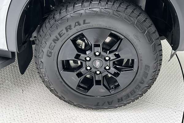 2025 Ford Ranger PHEV Sport 4X4 2.3L thumb-9