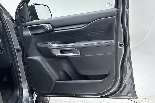 2025 Ford Ranger PHEV Sport 4X4 2.3L thumb-18