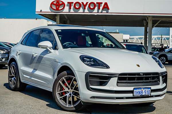 2022 Porsche Macan S 95B