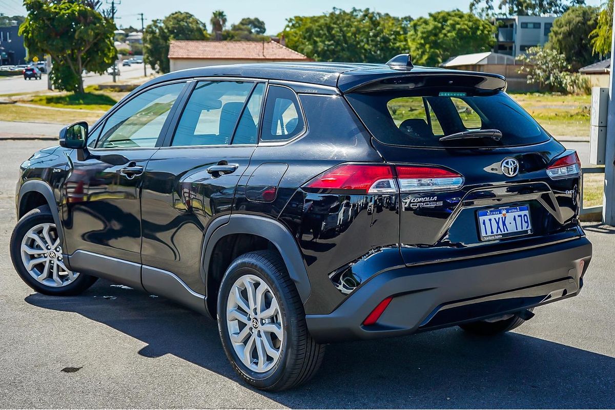 2024 Toyota Corolla Cross GX MXGH10R