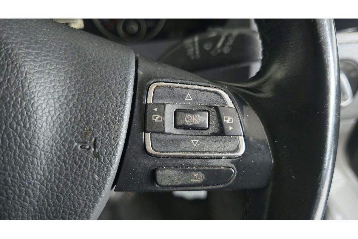 MULTIVAN T5 MY15 COMFORTLINE TDI340 2.0L DT4 DIESEL TURBO F/INJ 7 SP AUTO DIRECT SHIFT 4D WAGON 