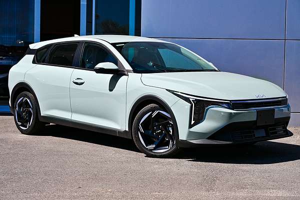 2025 Kia K4 Sport+ CL4m