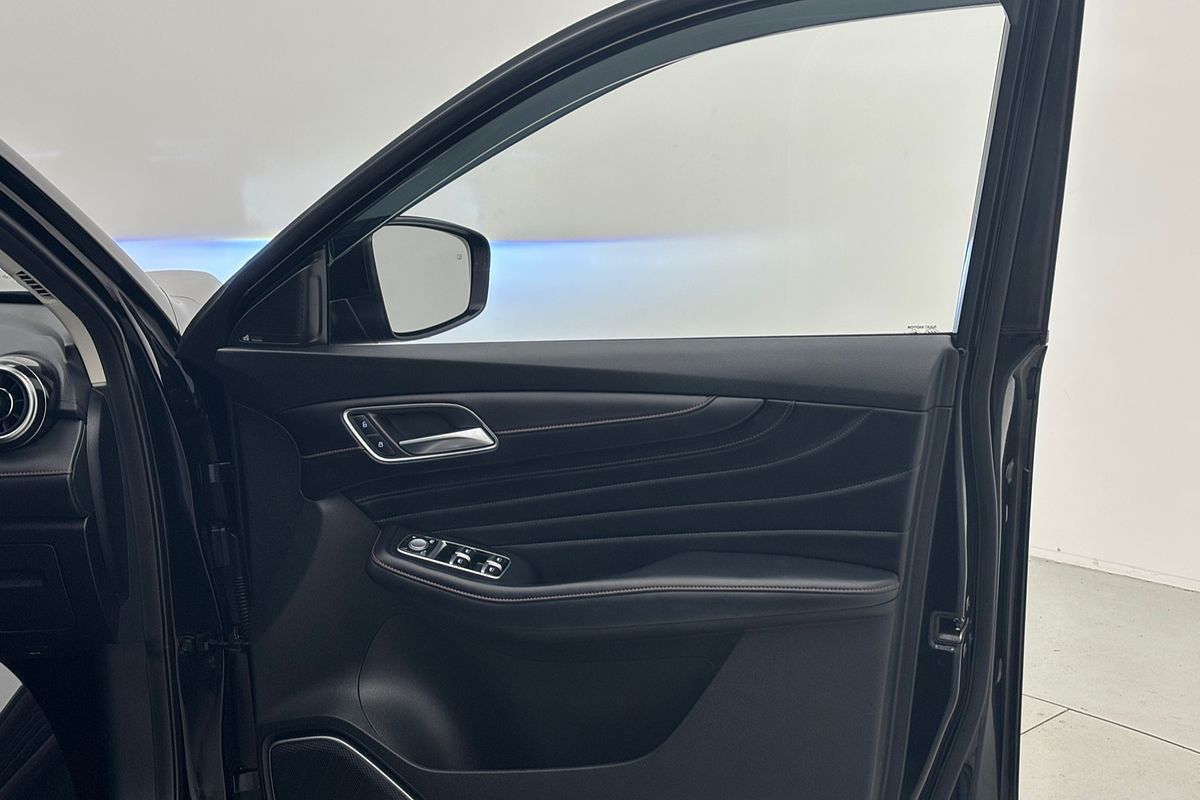 MY23 MGHS 1.5T ESSENCE