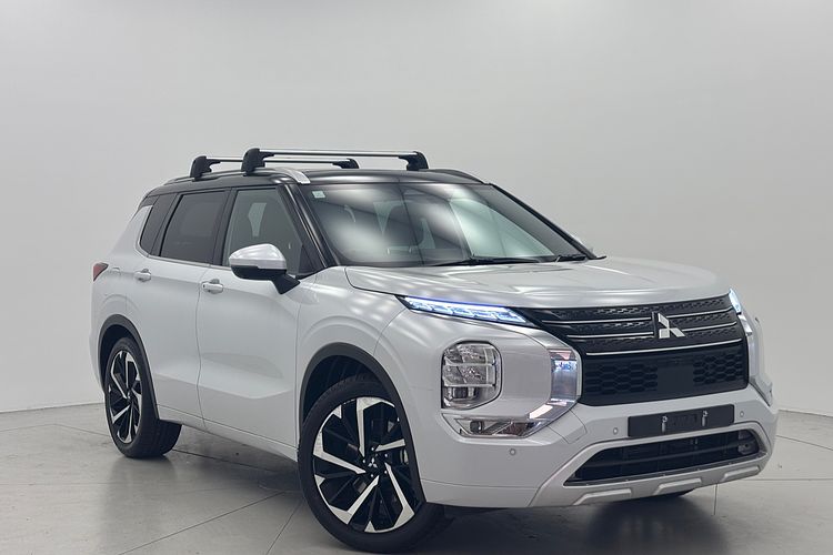 2022 Mitsubishi Outlander Exceed Tourer ZM