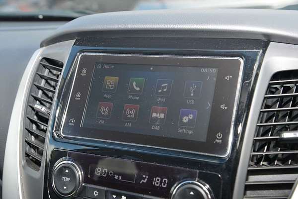 2019 Mitsubishi Pajero Sport Black Edition QE thumb-11