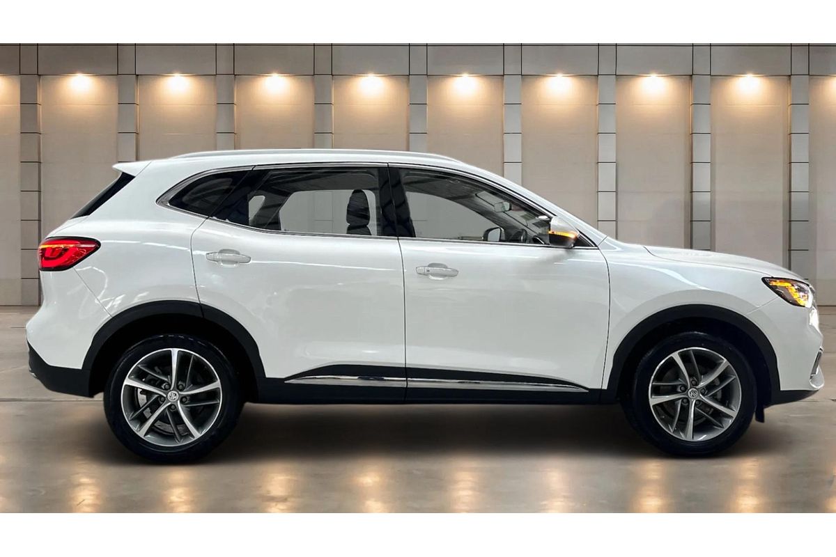 2024 MG HS Excite SAS23