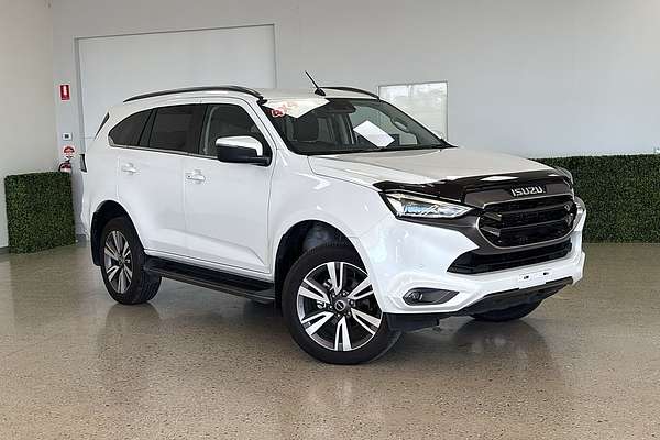 2023 Isuzu MU-X LS-T