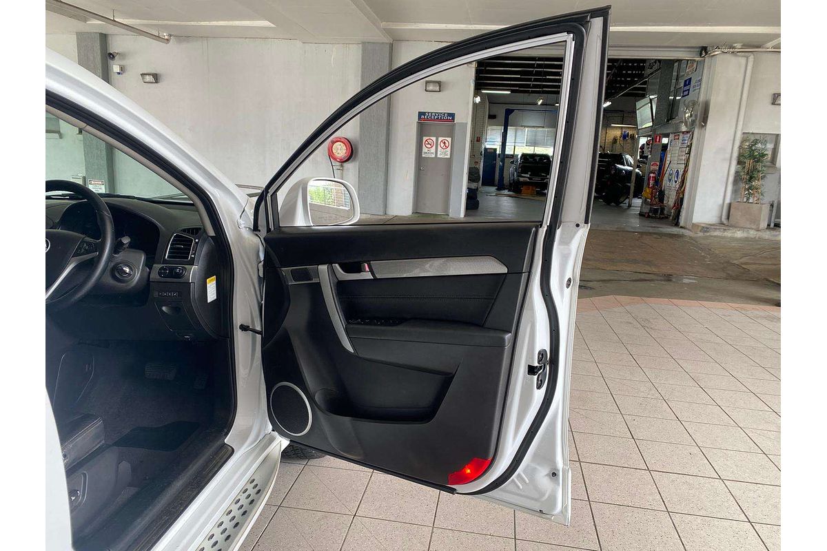 CAPTIVA CG MY16 7 LTZ (AWD) 3.0L V6 MULTI POINT F/INJ 6 SP AUTOMATIC 4D WAGON 