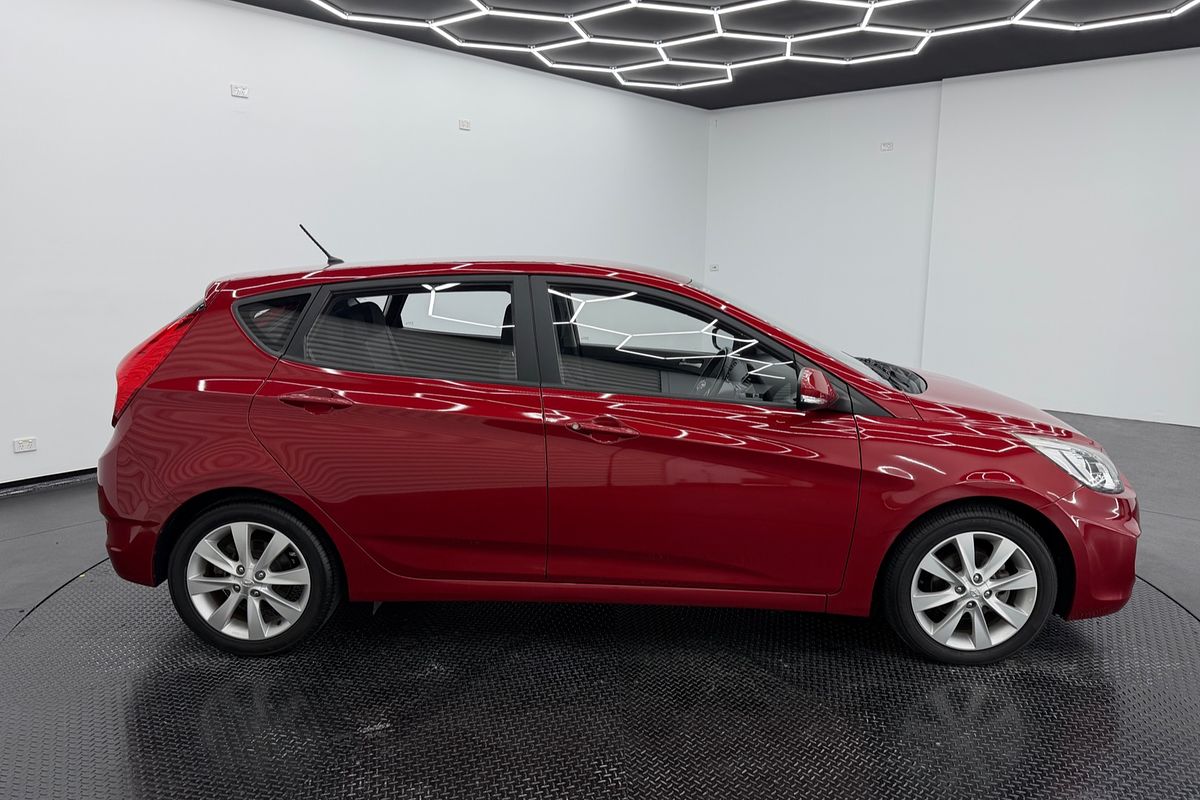 2018 Hyundai Accent Sport RB6