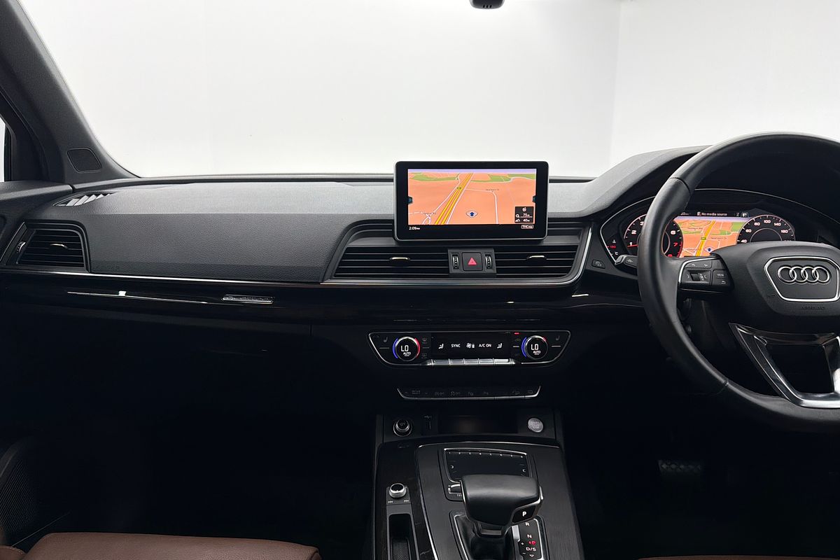 2019 Audi Q5 45 TFSI sport FY