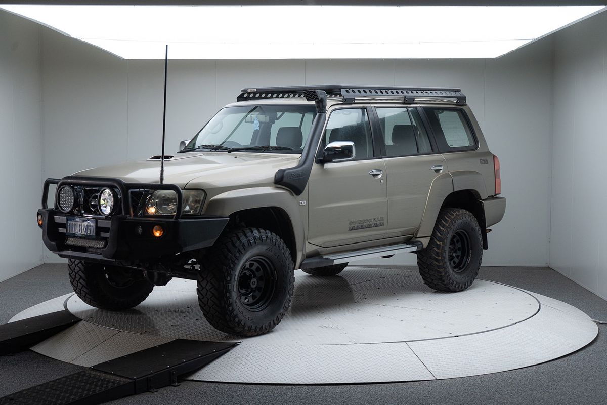 2012 Nissan Patrol ST GU 8