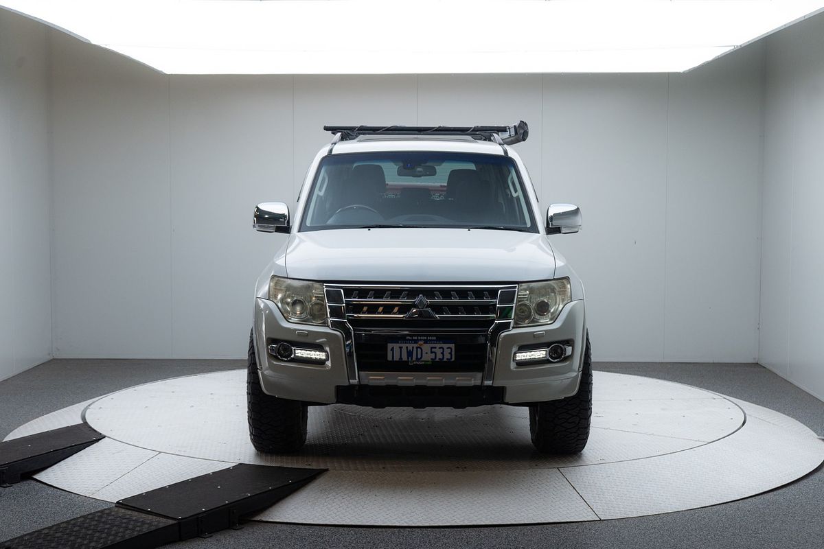 2014 Mitsubishi Pajero Exceed NX