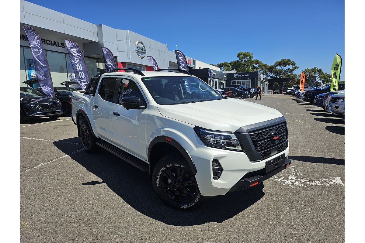 2025 Nissan Navara PRO-4X D23 4X4
