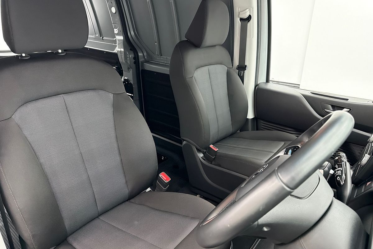 2023 Hyundai STARIA LOAD US4.V2