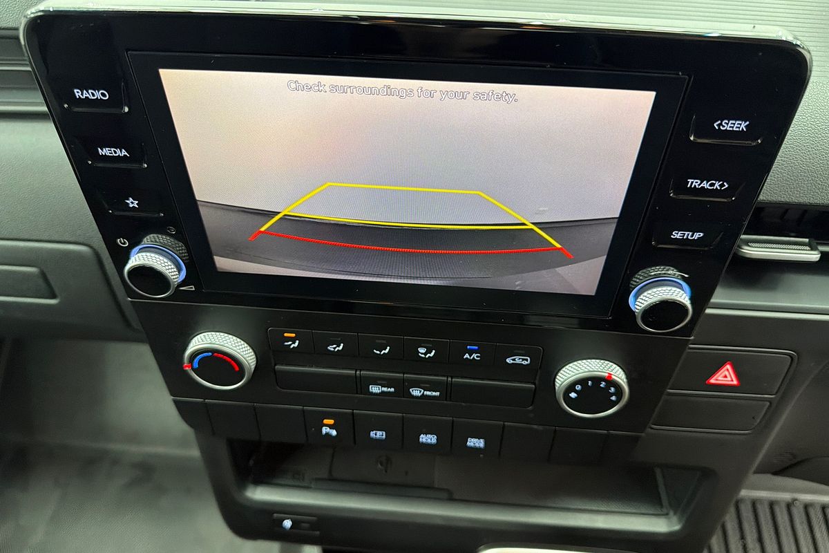 2023 Hyundai STARIA LOAD US4.V2