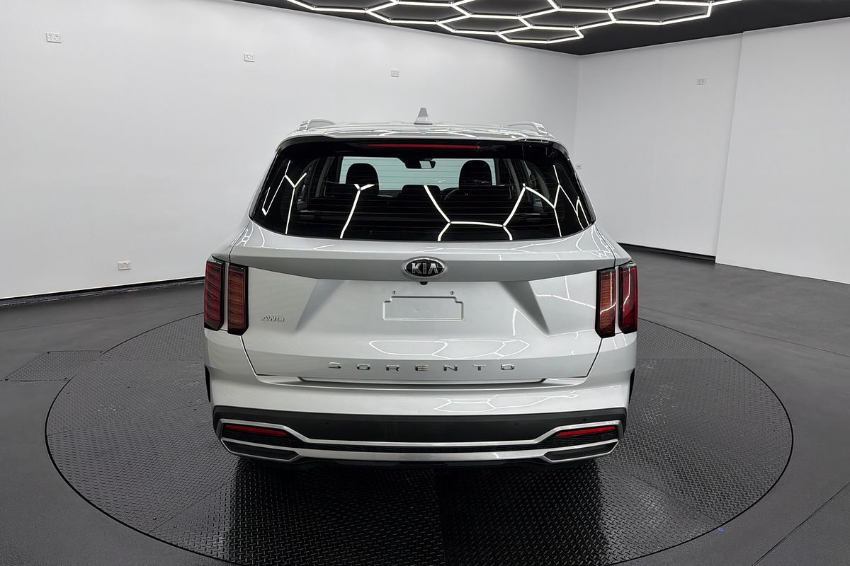 2021 Kia Sorento S MQ4