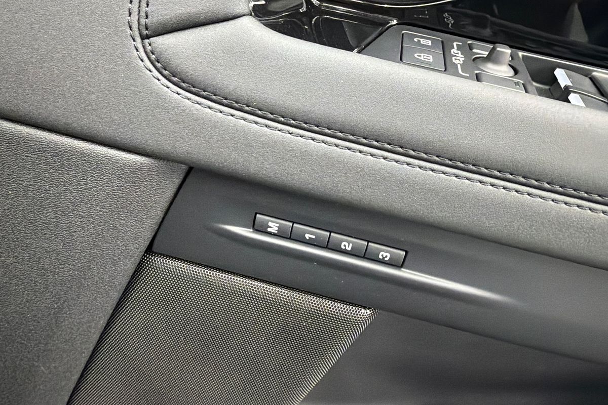 2022 Land Rover Range Rover Evoque P250 R-Dynamic SE L551