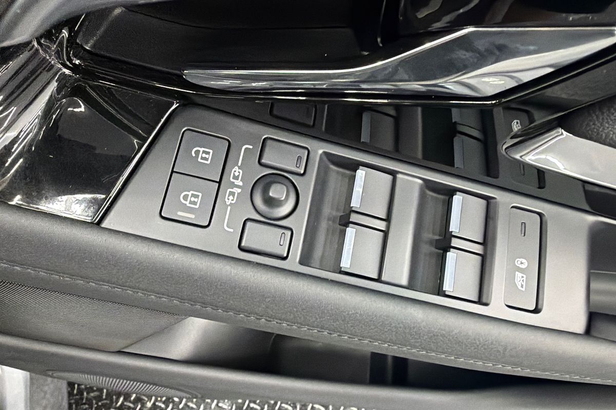 2022 Land Rover Range Rover Evoque P250 R-Dynamic SE L551