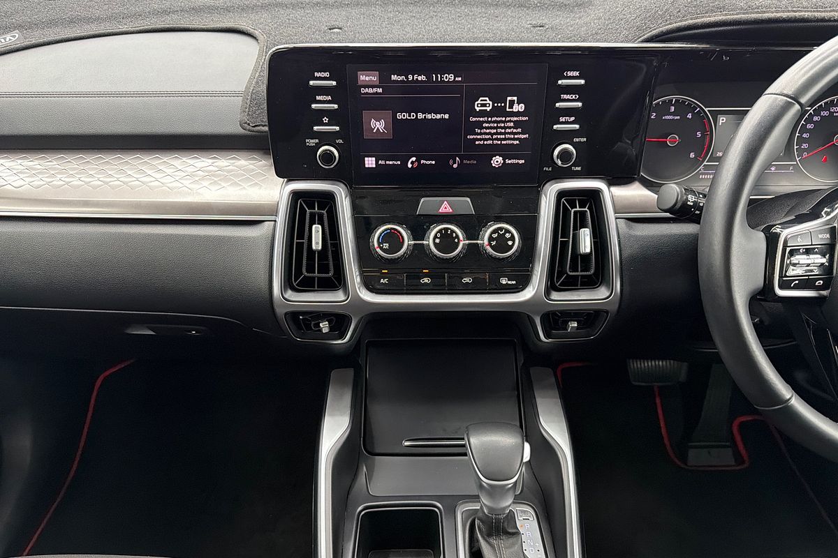 2021 Kia Sorento S MQ4