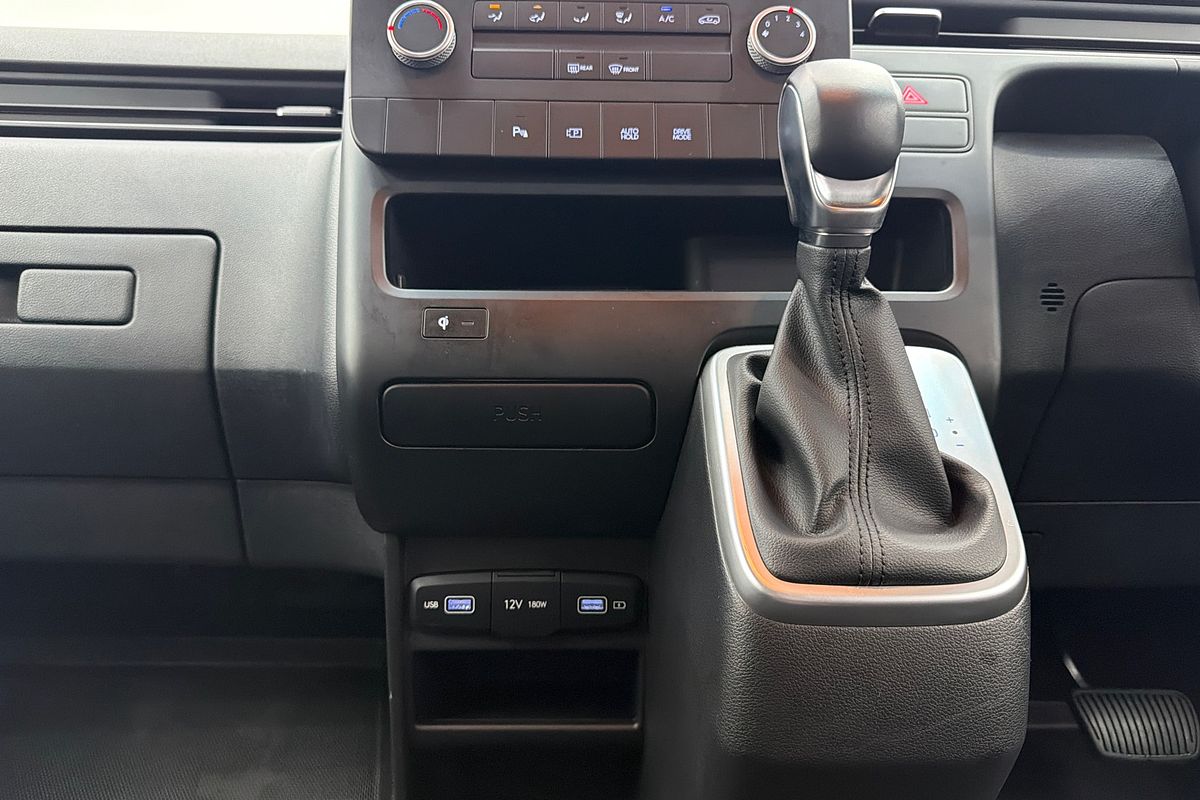 2023 Hyundai STARIA LOAD US4.V2