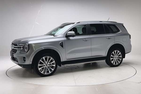 2024 Ford Everest Platinum 3.0L thumb-3